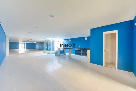 Prédio Comercial para alugar, 750m² no Moinhos de Vento, Porto Alegre