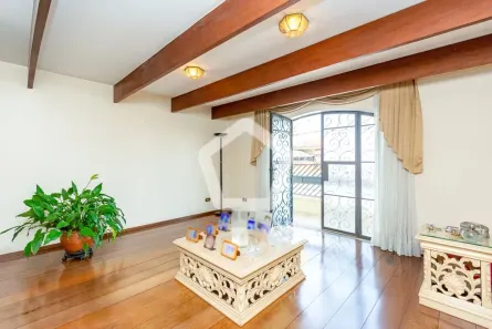 Casa com 3 Quartos à venda, 180m² no Jardim Aeroporto, São Paulo
