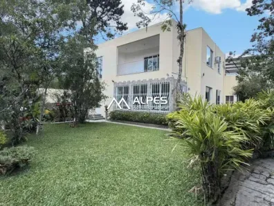 Casa com 4 Quartos à venda, 400m² no Alto, Teresópolis