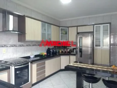 Casa com 2 Quartos à venda, 130m² no Campos de São José, São José dos Campos