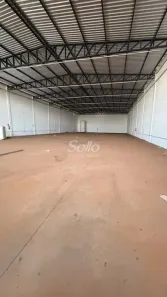 Galpão/Depósito/Armazém para alugar, 840m² no Novo Mundo, Uberlândia