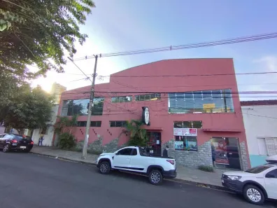 Ponto Comercial para alugar, 250m² no Jardim São Carlos, São Carlos