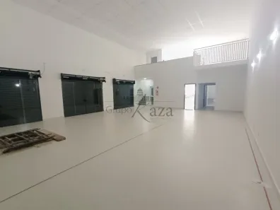 Imóvel Comercial à venda, 240m² no Jardim Satélite, São José dos Campos