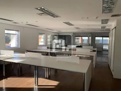 Sala Comercial para alugar, 240m² no Itaim Bibi, São Paulo
