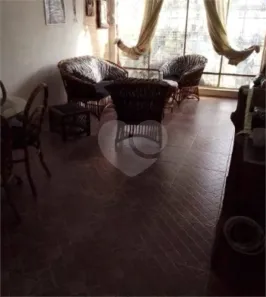 Casa com 7 Quartos para alugar, 300m² no Sumarezinho, São Paulo