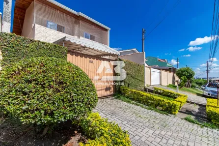 Sobrado com 4 Quartos à venda, 122m² no Uberaba, Curitiba
