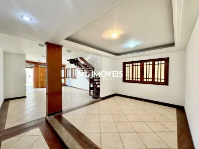 Casa com 4 Quartos para alugar, 317m² no Praia Campista, Macaé