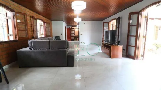 Casa de Condomínio com 5 Quartos à venda, 460m² no Santo Amaro, São Paulo