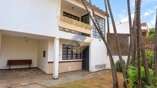 Casa de Condomínio com 5 Quartos à venda, 380m² no Guará I, Brasília