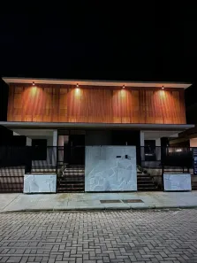 Casa com 3 Quartos à venda, 180m² no Rio Tavares, Florianópolis
