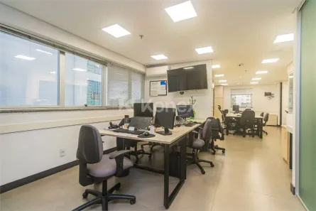 Sala Comercial à venda, 208m² no Santo Amaro, São Paulo