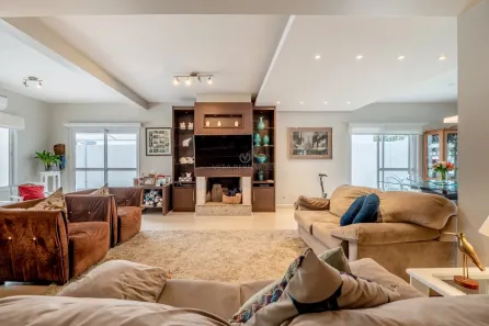 Casa de Condomínio com 3 Quartos à venda, 250m² no Hípica, Porto Alegre