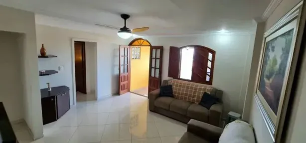 Casa com 3 Quartos à venda, 120m² no Parque Roseira, Carapicuíba