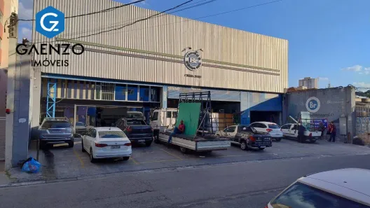 Galpão/Depósito/Armazém à venda, 1300m² no km 18, Osasco