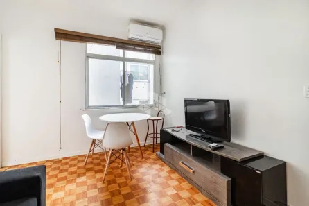 Apartamento com 2 Quartos à venda, 55m² no Centro Histórico, Porto Alegre