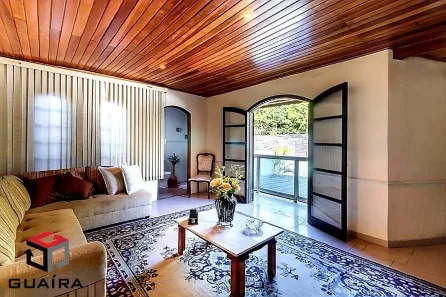 Sobrado com 4 Quartos à venda, 300m² no Vila Guiomar, Santo André