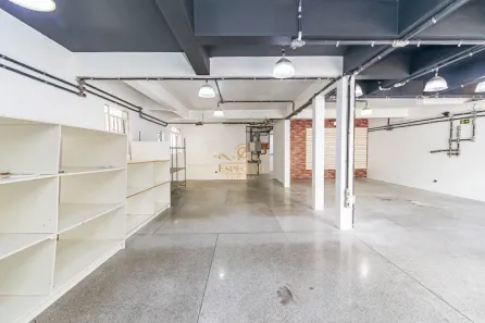 Ponto Comercial para alugar, 70m² no Novo Mundo, Curitiba
