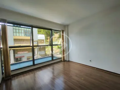 Sala Comercial à venda, 33m² no Várzea, Teresópolis