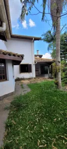 Casa de Condomínio com 3 Quartos para alugar, 377m² no Jardim Caiapiá, Cotia
