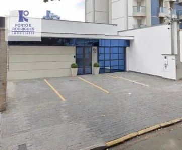 Imóvel Comercial com 4 Quartos à venda, 271m² no Cambuí, Campinas
