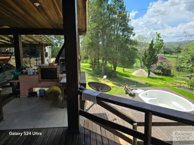 Fazenda/Sítio com 3 Quartos à venda, 450m² no Santana, São José dos Campos