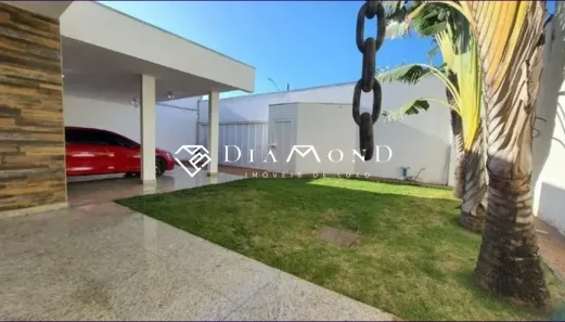 Casa com 3 Quartos à venda, 208m² no Jardim Karaíba, Uberlândia