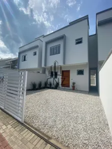 Sobrado com 3 Quartos à venda, 87m² no Souza Cruz, Brusque