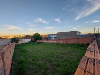 Lote/Terreno à venda, 360m² no Jardim Aeroporto, Botucatu