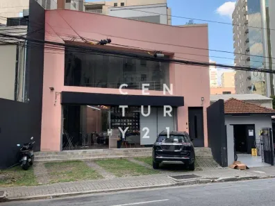 Prédio Comercial para alugar, 700m² no Vila Olímpia, São Paulo