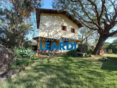 Fazenda/Sítio com 3 Quartos à venda, 117m² no Parque Valinhos, Valinhos