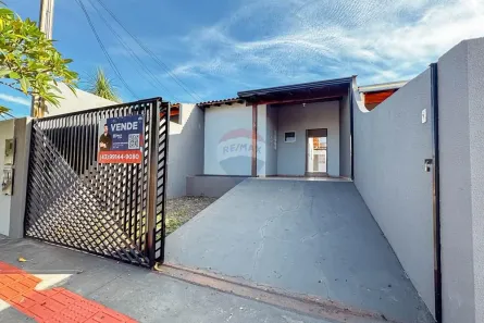 Casa com 3 Quartos à venda, 99m² no Califórnia, Londrina