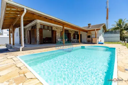 Casa com 4 Quartos à venda, 1621m² no Maranduba, Ubatuba