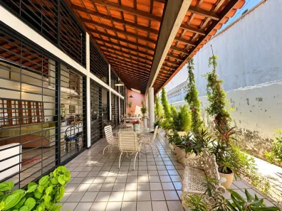 Casa com 6 Quartos à venda, 390m² no Planalto, Teresina