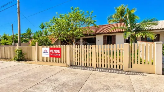 Casa com 2 Quartos à venda, 78m² no Guaratuba, Guaratuba