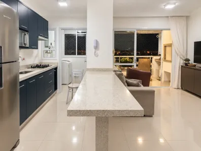 Apartamento com 2 Quartos à venda, 75m² no Pantanal, Florianópolis