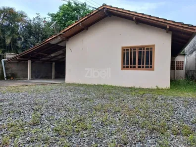 Lote/Terreno à venda, 833m² no Bom Retiro, Joinville