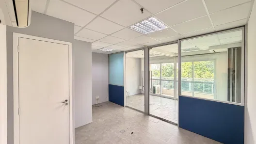 Sala Comercial para alugar, 43m² no Chácara Santo Antônio (Zona Sul), São Paulo