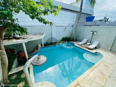 Casa com 4 Quartos à venda, 250m² no Jardim Virgínia, Guarujá