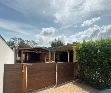 Casa de Condomínio com 2 Quartos à venda, 87m² no Jardim das Estações, Maringá