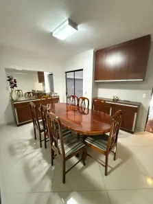Casa com 3 Quartos para alugar, 190m² no Parque das Nações, Santo André