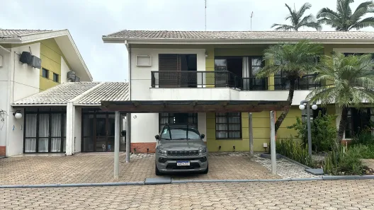Casa de Condomínio com 4 Quartos para alugar, 176m² no Maresia, Itapoá