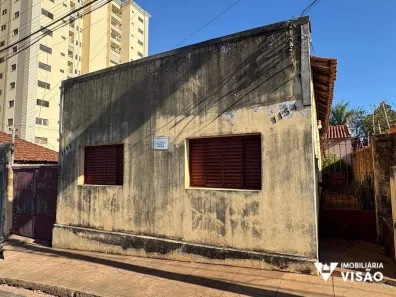 Casa com 3 Quartos à venda, 160m² no São Benedito, Uberaba