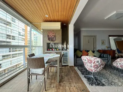 Apartamento com 3 Quartos à venda, 243m² no Gonzaga, Santos