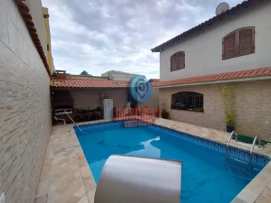 Sobrado com 4 Quartos à venda, 304m² no Jardim Nova Poá, Poá