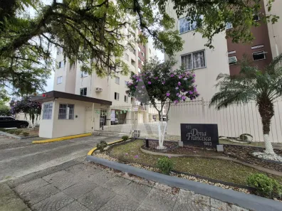 Apartamento com 2 Quartos para alugar, 52m² no Saguaçu, Joinville