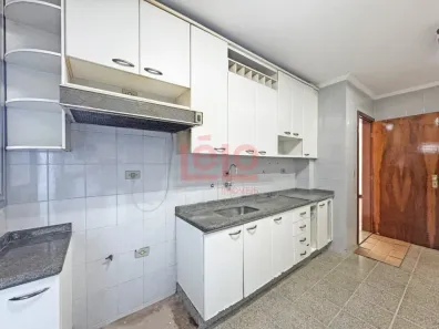 Apartamento com 3 Quartos para alugar, 112m² no Zona 07, Maringá