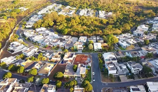 Casa de Condomínio com 4 Quartos à venda, 230m² no Condomínio do Lago 1ª Etapa, Goiânia