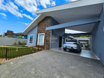 Casa com 3 Quartos à venda, 146m² no Iririú, Joinville