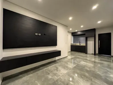 Casa de Condomínio com 2 Quartos para alugar, 55m² no Hauer, Curitiba
