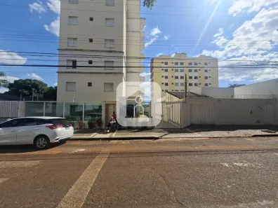 Apartamento com 2 Quartos para alugar, 62m² no Saraiva, Uberlândia